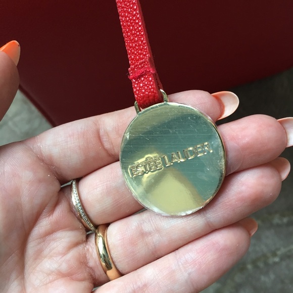 NEW Estée Lauder medium square makeup travel case, box in coral full zip - Picture 3 of 5